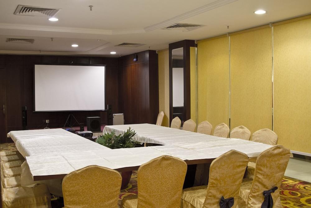 Ekono Jeddah Airport Hotel Kültér fotó